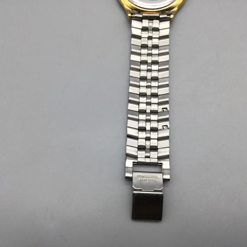 Pulsar Mens Watch 36mm Black Dial Two Tone Steel Date V729-6A00 New Battery 7
